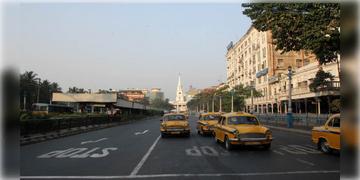 Read more about - Weather Update ।  তাপমাত্রা বাড়ছে চড়চড় করে , একনজরে দেখে নিন মহানগরের আজকের আবহাওয়া আপডেট