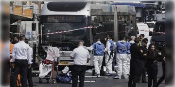 Read more about - Israel | ফের জঙ্গি হামলার ইজরায়েলে, জঙ্গিদের গুলিতে মৃত ৬, আহত অন্তত ১৫!