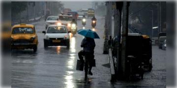 Read more about - ফের বৃষ্টির আশঙ্কা বঙ্গে! শীত বিদায় নেওয়ার মুখে গত রবিবার বৃষ্টিপাত হতে পারে দুই বঙ্গ