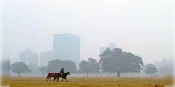 Read more about - সপ্তাহ শেষে বাংলার আবহাওয়া বড় পরিবর্তন ঘটতে পারে সপ্তাহন্তে! একনজরে জানুন জেলাগুলির আবহাওয়া কেমন থাকছে