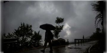 Read more about - Weather | চোখ রাঙাচ্ছে নিম্নচাপ! গোটা রাজ্যে বৃষ্টির পূর্বাভাস! কেমন থাকবে আগামী ২০ দিনের আবহাওয়া?