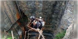 Read more about - Assam । জলভর্তি খনিতে ভাসছে ৩ শ্রমিকের মৃতদেহ, আটক আরও ৯, আসামে চলছে উদ্ধারকাজ