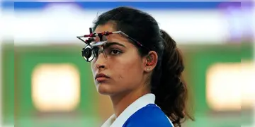 Read more about - Paris Olympic 2024 | এয়ার পিস্তল ইভেন্টে পদক জিতলেন মনু ভাকের! দ্বিতীয় পদকের আশা রমিতা জিন্দালের