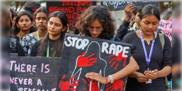 Read more about - R G Kar | 'তিলোত্তমা' ধর্ষণ ও খুনের ঘটনায় এক প্রত্যক্ষদর্শীর সন্ধান পেল সিবিআই? ঘুরে যেতে পারে আরজি কর কাণ্ডের মোড়