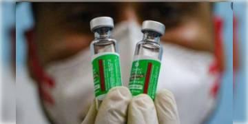 Read more about - শুক্রবার মহানগরীতে কোভিশিল্ডের ডোজ বন্ধ থাকবে, ঘোষণা মুখ্যমন্ত্রীর