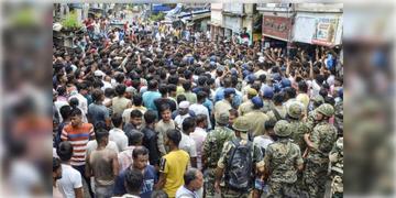 Read more about - Baruipur Case | বারুইপুরে পিটিয়ে খুন ও অশান্তির ঘটনায় নতুন করে গ্রেপ্তার আরও ২২!