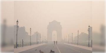 Read more about - Delhi Pollution | আলোর উৎসবে দিল্লির বাতাসের গুণমান পৌঁছে গেল ‘অতিরিক্ত খারাপ’ ক্যাটিগরিতে