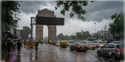 Read more about - Delhi Weather | ঘন কালো মেঘে ঢাকা দিল্লির আকাশ, Red Alert জারি রাজধানীতে!