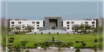 Read more about - Gujarat High Court | ফের "বোমা-হুমকি"  গুজরাট হাই কোর্টে! ইমেল পেয়েই তল্লাশি চালাচ্ছেন পুলিশ ও ডগ স্কোয়াড