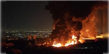 Read more about - Israel Iran War | ইরান-ইজ়রায়েল যুদ্ধে মার্কিনি হস্তক্ষেপ! ইরানের দিকে ধেয়ে আসছে মার্কিন বোমারু বিমান