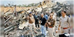 Read more about - Anandpur Fire Incident | অগ্নিকাণ্ডের এক সপ্তাহ পরে সিট্ গঠন! আনন্দপুরের কারখানায় অগ্নিকান্ডে তদন্তে পুলিশ