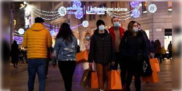 Read more about - সংক্রমণ এড়াতে বড়দিনে আবারও লকডাউন ঘোষণা ইটালিতে।                      