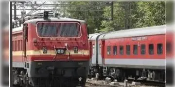 Read more about - আগামী ২৯ অক্টোবর পর্যন্ত বেশ কিছু রুটের ট্রেন বাতিল করলো উত্তর রেলওয়ে