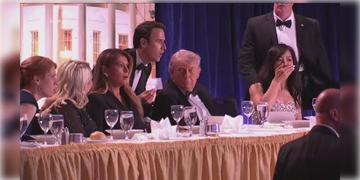 Read more about - Donald Trump | ট্রাম্পের সামনেই চললো ৪-৫ রাউন্ড গুলি! ওয়াশিংটনে বন্দুকবাজের হানা থেকে অল্পের জন্য রক্ষা পেলেন সস্ত্রীক ট্রাম্প!