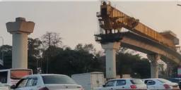 Read more about - Kolkata Metro | শুরু হচ্ছে চিংড়িঘাটা মেট্রোর দ্বিতীয় দফার কাজ, ফের ট্রাফিক নিয়ন্ত্রণ আজ রাত থেকে!