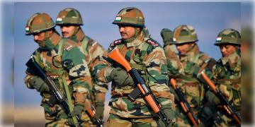 Read more about - LAC | লাদাখে অনুশীলন করার সময় হড়পাবান! ভেসে মৃত্যুর আশঙ্কা ৫ জওয়ানের!