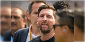 Read more about - Lionel Messi | কলকাতা থেকে শিক্ষা! মেসির গোট কনসার্ট ঘিরে আঁটোসাঁটো নিরাপত্তা হায়দ্রাবাদে