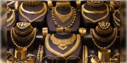 Read more about - Gold Rate | গুরুবারে বদলালো সোনার দাম, আজ কলকাতায় হলুদ ধাতুর দর কত?