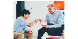 Read more about - Shantanu Naidu | টাটা মোটরসের গুরুত্বপূর্ণ পদ পেলেন রতন টাটার 'বন্ধু' শান্তনু নাইডু!