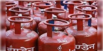 Read more about - ঊর্ধ্বমুখী ভর্তুকিযুক্ত রান্নার গ্যাসের দাম, কলকাতায় মূল্য ৮৪৫.৫০ টাকা