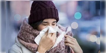 Read more about - ওমিক্রন নাকি সাধারণ সর্দি কাশি? কী ভাবে বুঝবেন আপনি ওমিক্রনে আতঙ্ক কি না তা জানুন