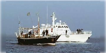 Read more about - তামিলনাড়ুর সমুদ্রতটে  ১০০কেজি হেরোইন বাজেয়াপ্ত! পাকিস্তান থেকে পাচার হচ্ছিল শ্রীলঙ্কার নৌকায় করে।  