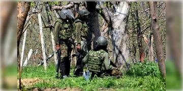 Read more about - Jammu Kashmir | সীমান্তে অশান্তি, জম্মু-কাশ্মীরে ফের জঙ্গিদের সঙ্গে গুলির লড়াই নিরাপত্তা বাহিনীর