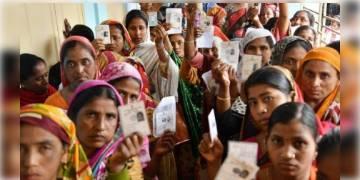 Read more about - রাতভর বোমাবাজি পটাশপুরে,  প্রথম দফার ভোট শুরুর আগেই উত্তপ্ত বঙ্গ