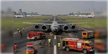 Read more about - Pune Airport | বিমানের আন্ডারক্যারেজে ত্রুটি, বন্ধ রানওয়ে, পুনে বিমানবন্দরে বন্ধ উড়ান চলাচল
