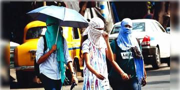 Read more about - Weather Update | ৩২ ডিগ্রি পেরোল কলকাতার তাপমাত্রা, একনজরে মহানগরের আজকের আবহাওয়া