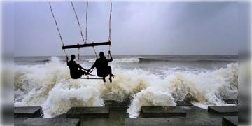 Read more about - New Digha | নিউ দিঘার নয়া আকর্ষণ! দুবাই বা বালিতে নয়, এবার ‘জায়ান্ট সুইং' বাংলায়