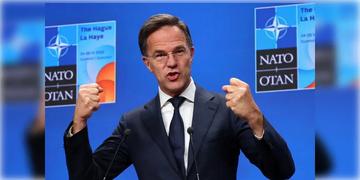 Read more about - NATO | রাশিয়ার সঙ্গে ব্যবসা করলে ১০০ শতাংশ নিষেধাজ্ঞা! ভারত, চিন, ব্রাজিল-সহ অন্যান্য দেশগুলিকে হুঁশিয়ারি ন্যাটোর!