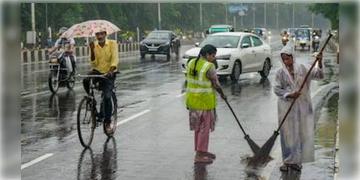 Read more about - Weather Update | শহরজুড়ে বিক্ষিপ্ত বৃষ্টির সম্ভাবনা, কমছে না গরম! একনজরে আজকের আবহওয়া আপডেট