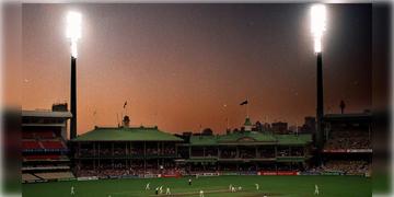 Read more about - Adelaide Test । দিনরাতের টেস্টে আঁধারে ঢাকলো অ্যাডিলেড! খেলার মাঝে আচমকাই নিভলো স্টেডিয়ামের আলো