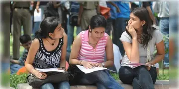 Read more about - Education | উচ্চশিক্ষার ক্ষেত্রে ভারতের মহিলাদের বেড়েছে আগ্রহ! ১.৫৭ কোটি থেকে বেড়ে দাঁড়িয়েছে ২.১৮ কোটিতে