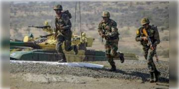 Read more about - "আত্মনির্ভরশীল ভারত" হওয়ার লক্ষ্যে আরও এক ধাপ এগোলো দেশ, এই প্রথম ভারতের তৈরি সামরিক অস্ত্র রওনা দিল বিদেশে