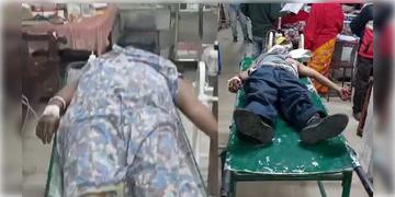 Read more about - Alipurduar । ভরসন্ধ্যায় কিশোরকে লক্ষ্য করে চললো গুলি, আলিপুরদুয়ারে গণপিটুনিতে মৃত্যু বাইকসওয়ার বন্দুকবাজের