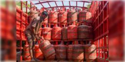 Read more about - LPG Cylinder | মাসের শুরুতেই সুখবর, কমল রান্নার গ্যাসের দাম, কলকাতায় কত কমল দাম?