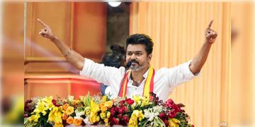 Read more about - Vijay Thalapathy | ইন্ডি জোটে অফিসিয়ালি যোগ দিল থলপতি থলপতি বিজয়ের টিভিকে!