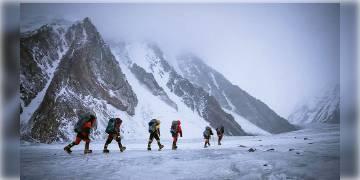 Read more about - ভারতেও এ বার শীতে শৃঙ্গ-অভিযান, কলকাতা থেকে রওনা হচ্ছেন বাঙালি পর্বতারোহী রুদ্রপ্রসাদ হালদার