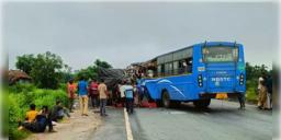 Read more about - Jalpaiguri Bus Accident | ময়নাগুড়িতে ভয়াবহ বাস দুর্ঘটনা, মৃত ৬, আহত অন্তত ৩০ যাত্রী