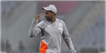 Read more about - Ind vs SA | দূষণের জেরে ভেস্তে গেল ভারত বনাম দক্ষিণ আফ্রিকা ম্যাচ! ধোঁয়াশায় ঢেকেছে স্টেডিয়াম