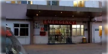 Read more about - Durgapur Gang Rape | ডাক্তারি ছাত্রীর গণধর্ষণকাণ্ডে সহপাঠীর ভূমিকা নিয়ে উঠছে প্রশ্ন! চাঞ্চল্য দুর্গাপুরে