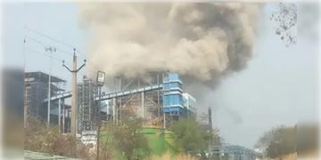 Read more about - Chhattisgarh | ছত্তিসগড়ের বিদ্যুৎকেন্দ্রে ভয়াবহ বিস্ফোরণ! দুর্ঘটনায় মৃত্যু ৯ জনের, আহত অন্তত ১৫!