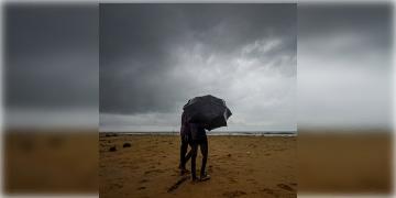 Read more about - ঘূর্ণিঝড়ের সম্ভাবনা আগামী সপ্তাহেই, পশ্চিমবঙ্গে কী প্রভাব পড়বে?