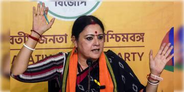 Read more about - Agnimitra Paul | ৩১ মার্চ পর্যন্ত তৈরি হওয়া বাড়ি নিয়ে কোনও অভিযোগ এলে খতিয়ে দেখবে সরকার, দেওয়া হবে বড় পেনাল্টি : অগ্নিমিত্রা!