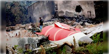 Read more about - Ahmedabad Plane Crash | উদ্ধার দ্বিতীয় ব্ল্যাকবক্স! বোয়িং ৭৮৭ ভেঙে পড়ার আগে কী বলেছিলেন পাইলট? জানা যাবে এবার!