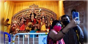 Read more about - অক্টোবরেও লাঘু থাকবে করোনার বিধিনিষেধ, পুজোর দিনগুলিতে রাতে থাকছে বিশেষ ছাড়