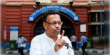 Read more about - Firhad Hakim | লড়বেন না পুরভোটে! রাজনৈতিক কেরিয়ার থেকে ‘সন্ন্যাস’ নিতে চলেছেন ফিরহাদ হাকিম?