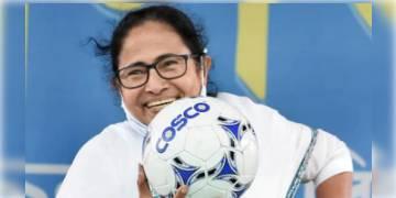 Read more about - হ্যাটট্রিক! বুধবার শপথগ্রহণ করতে চলেছে মমতা বন্দ্যোপাধ্যায়; করোনা কাটলে হবে ব্রিগেডে সেলিব্রেশন